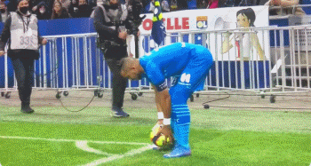 尤文官方：加蒂已接受半月板切除手术，球员已开始康复进程