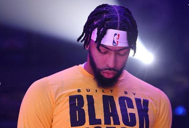 利物浦萨拉赫关键进球锁定胜局（萨拉赫制胜一击助利物浦全取三分）