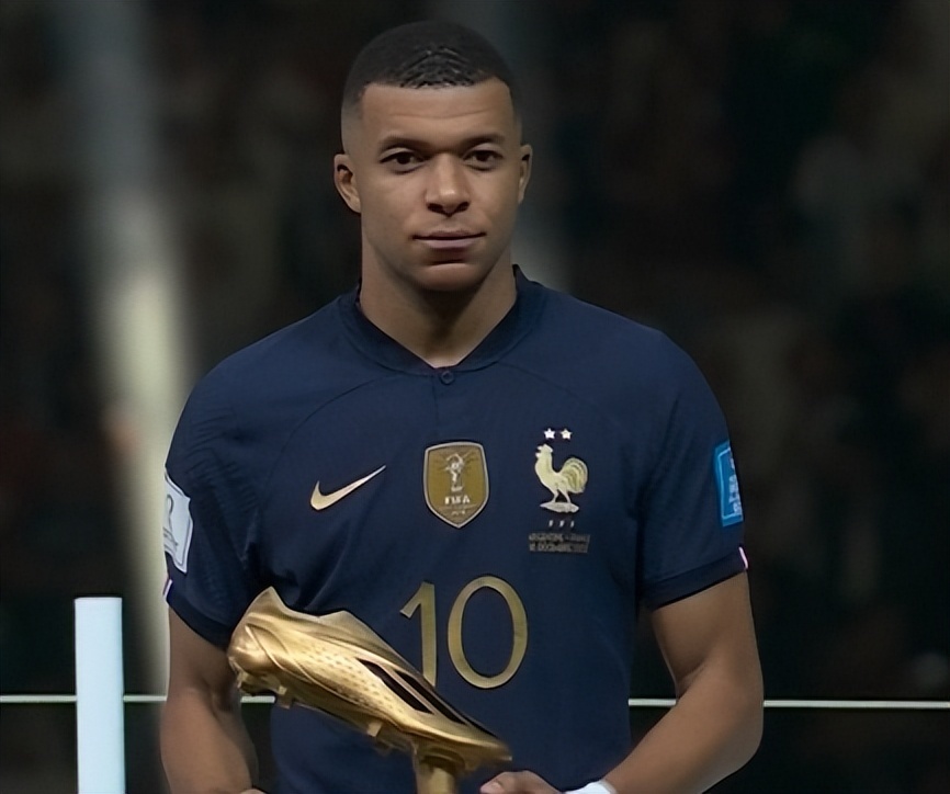 传闻：阿森纳持续关注雷恩中卫雅凯，计划未来求购（消息称阿森纳持续考察雷恩中卫雅凯，未来或将发起收购）