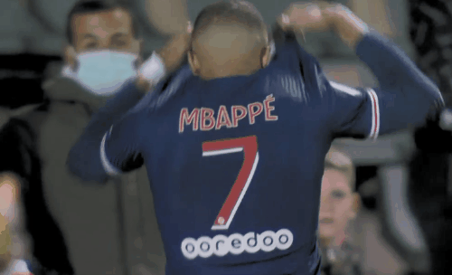 英媒：如果斯洛特下课，利物浦可能让杰拉德担任临时主帅