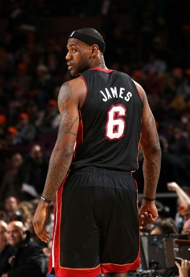 已成闭环！西甲官方晒20队胜负关系图：谁都可能战胜谁（西甲官方公布20队胜负循环图：相互克制，谁都能赢谁）