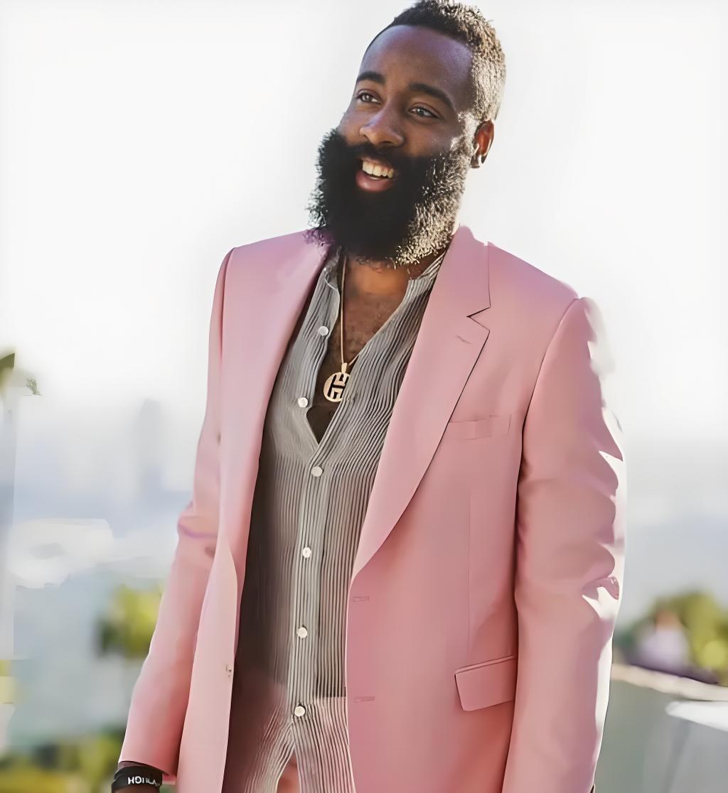 比安奇：难以理解孔蒂如此抱怨，球队的替补席存在问题（比安奇：孔蒂的抱怨令人费解，症结在球队板凳深度）