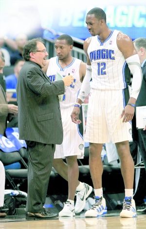 英超战报：曼联客场战胜埃弗顿,（英超：曼联客场击败埃弗顿）