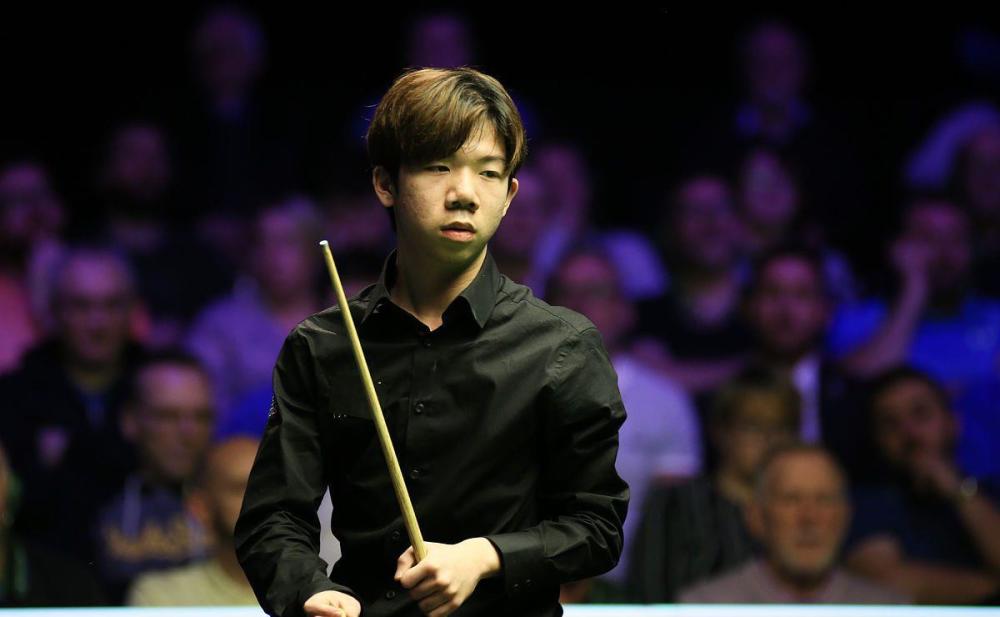 记者：国米等3队已接触阿尔贝托经纪人，科林蒂安要价2500万.