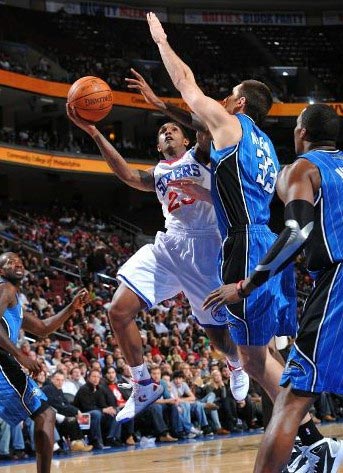 并依靠出售 并依靠出售